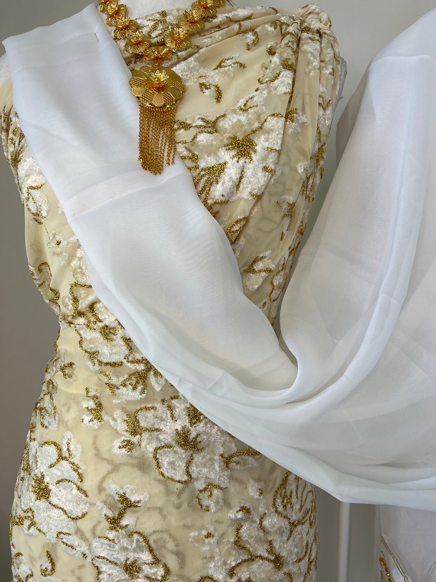 Maqbal - Cream, White and Gold